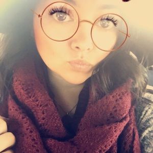 Meet your Posher, Bianca